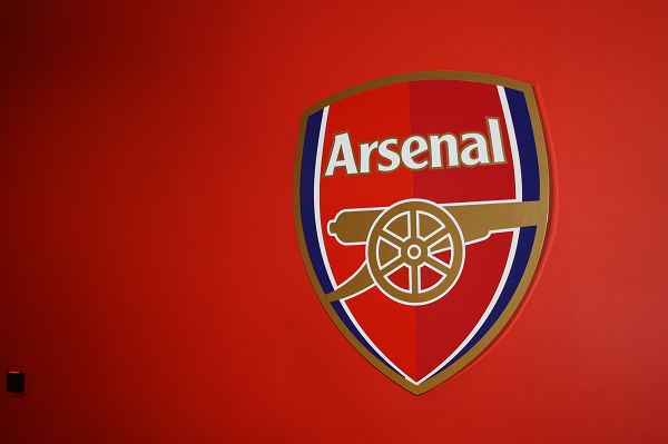 北青：约十人获国足新帅面试资格，邵佳一、李霄鹏等在列