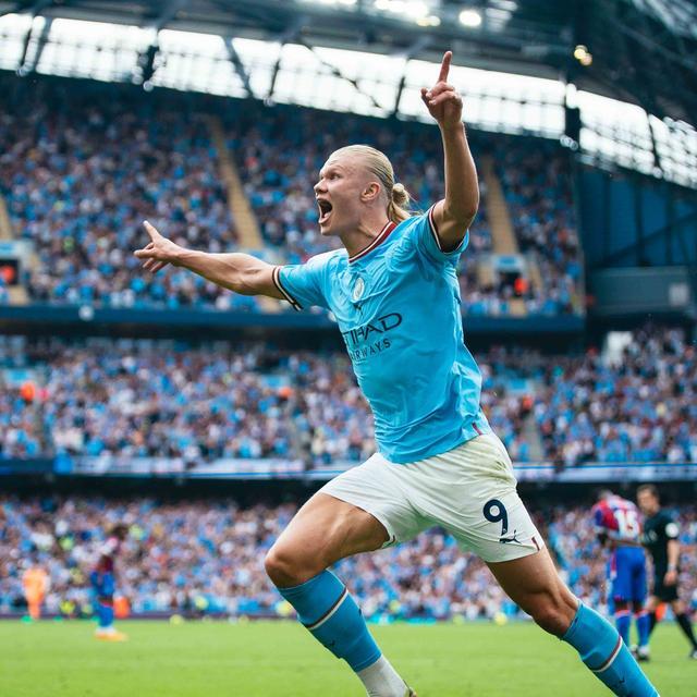 魔笛世界杯参赛次数比梅罗少一届，因克罗地亚缺席2010