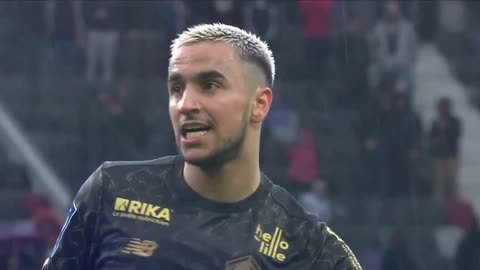 云南玉昆祝贺铜梁龙冲超：对从业余联赛起步的艰辛感同身受