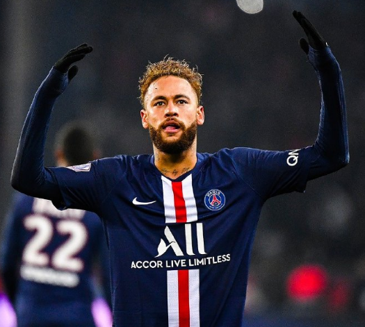 皇家马德里大胜毕尔巴鄂，西甲争冠形势再起波澜