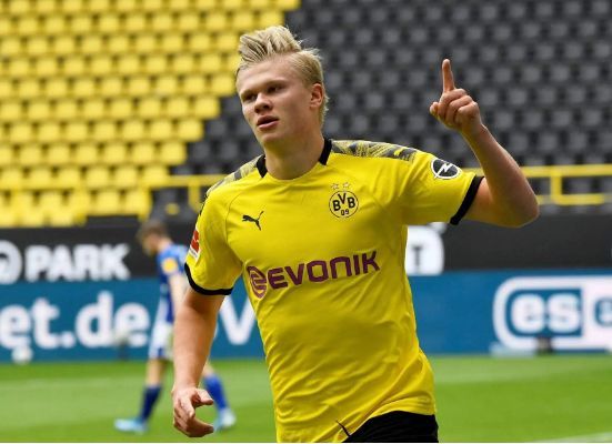 邮报：等纽卡敲定谢什科之后，利物浦才会重新报价伊萨克