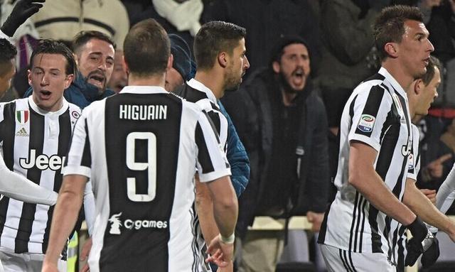 半场战报：柏太阳神0-3广岛三箭，热尔曼-良破门，东俊希建功