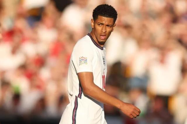 图赫尔：斯凯利在阿森纳首发和出场机会太少，奥赖利更具优势